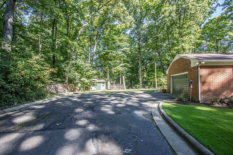 1st image of 4410 Ravine Dr