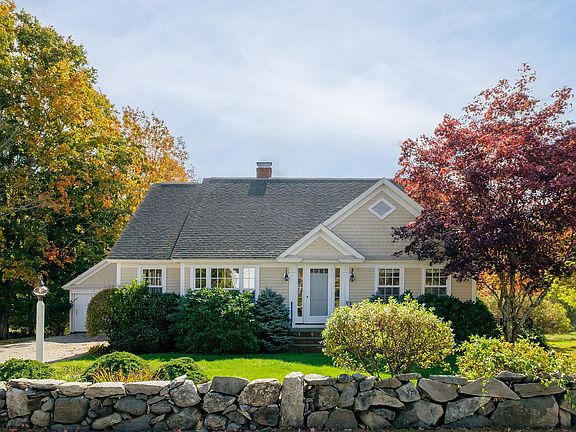 2nd image of 650 Washington Road