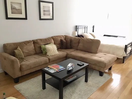 Rented by R New York | media 32