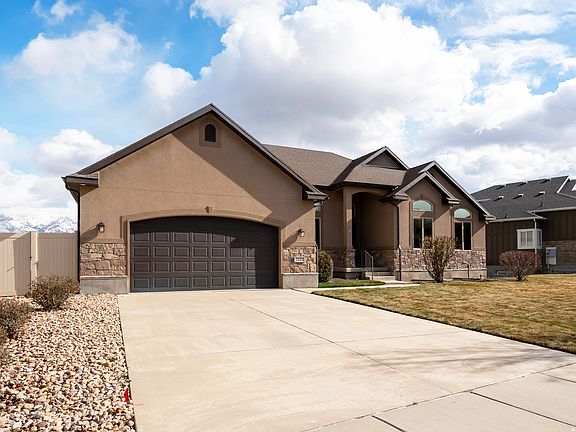 2nd image of 7257 S Rural Rd