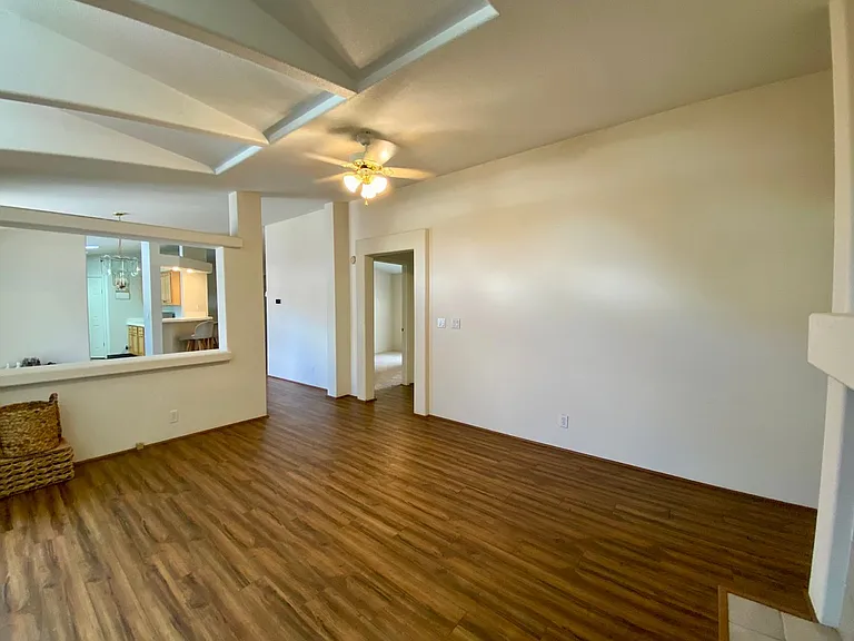 10410 F Ave — Photo 3