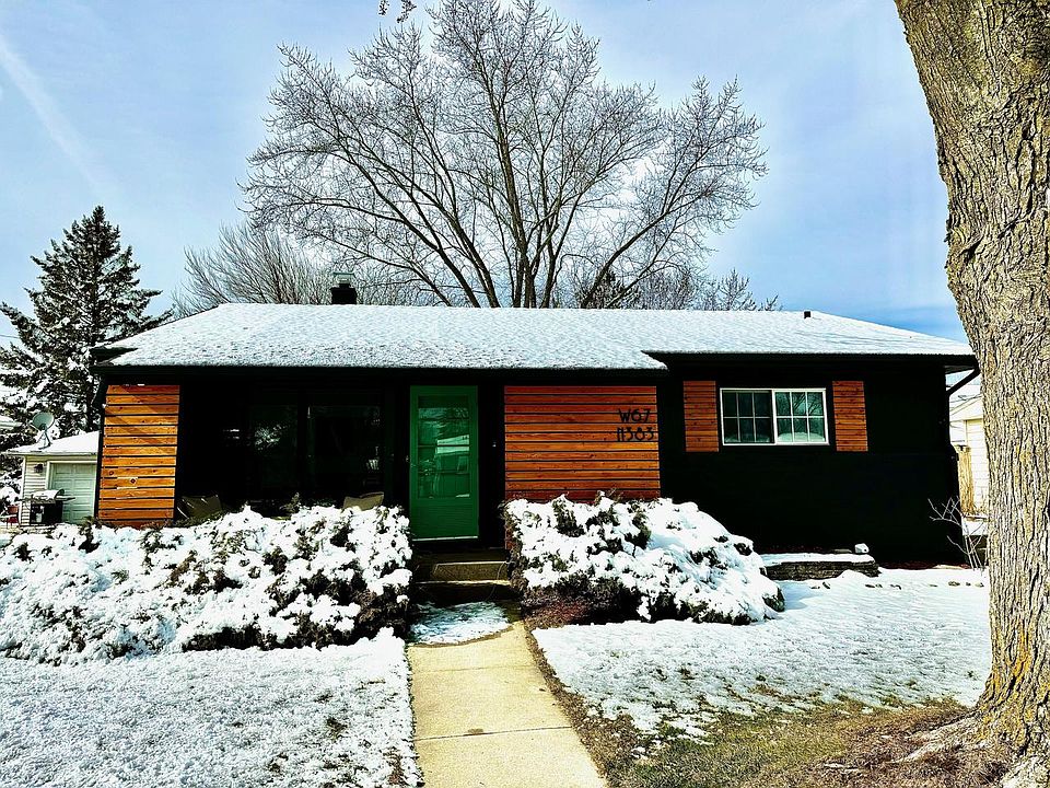 1st image of W67N383 Grant AVENUE