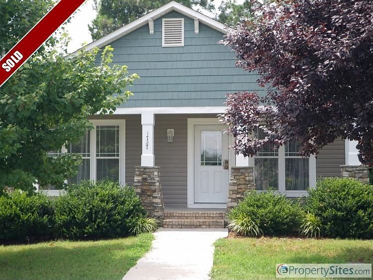 1st image of 1727 Dewberry Pl
