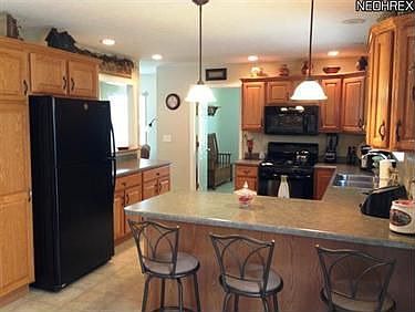 5th image of 869 Williamsburg Ct