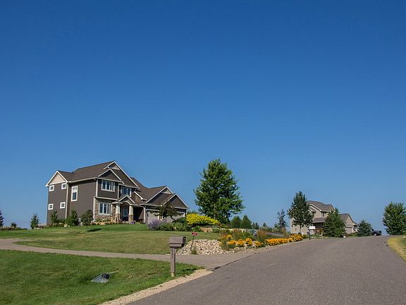 2nd image of 835 Riley Ln