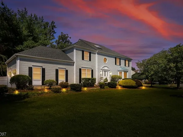 19 Joshua Dr, Hillsborough Twp., NJ 08844