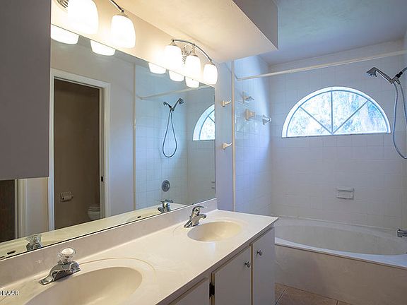 4th image of 6219 Yellowstone Dr