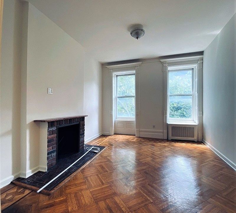 1st image of 29 W 76th St APT 7