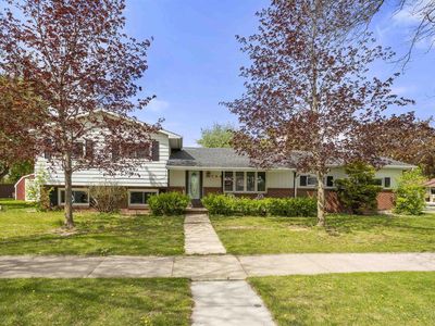704 East GREENFIELD DRIVE, Little Chute, WI, 54140