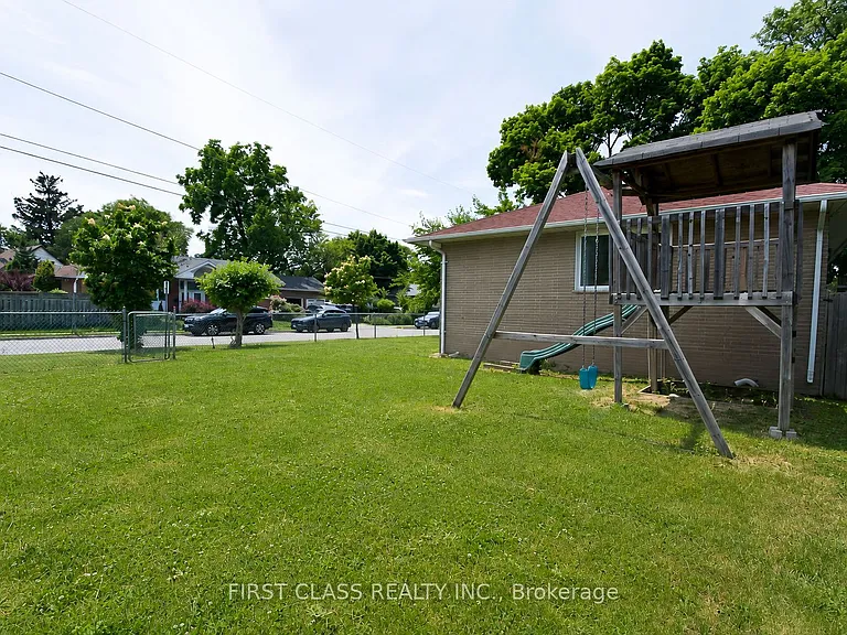 371 Fesserton Rd #BASEMENT — Photo 15
