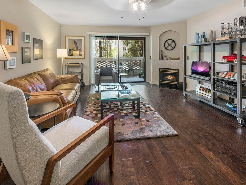 1st image of 5104 N 32nd St Unit 222