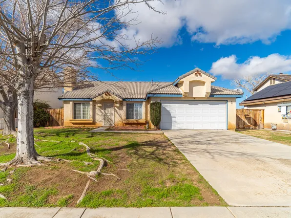 37015 Sylvan St, Palmdale, CA 93552