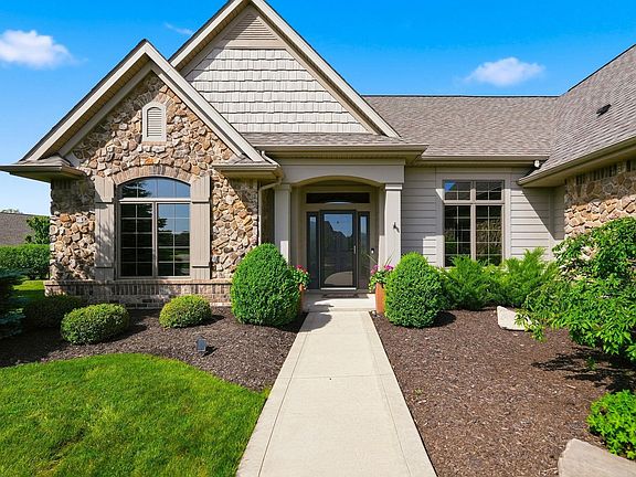 3rd image of 15150 Andertone Cv