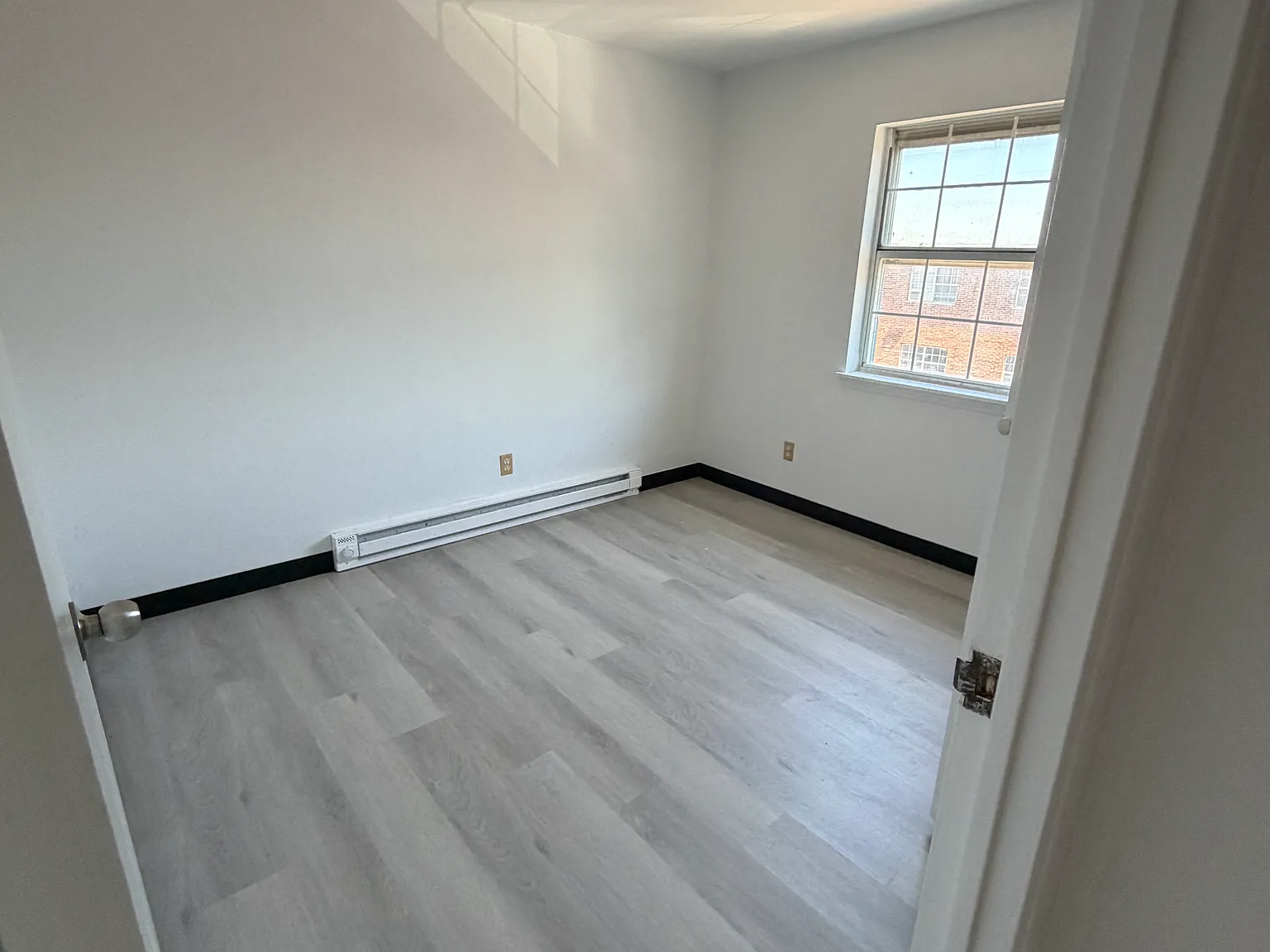 1 bed, $1,600 — Photo 3