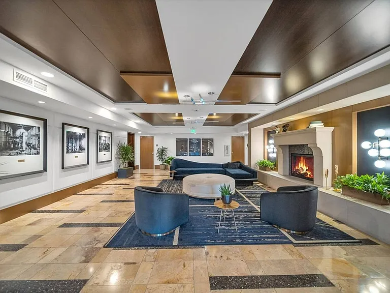 Building's Lounge