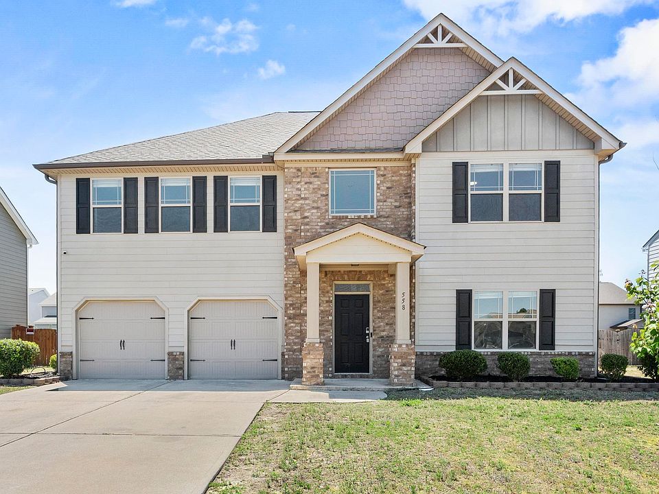 1st image of 558 Sterling Ponds Dr