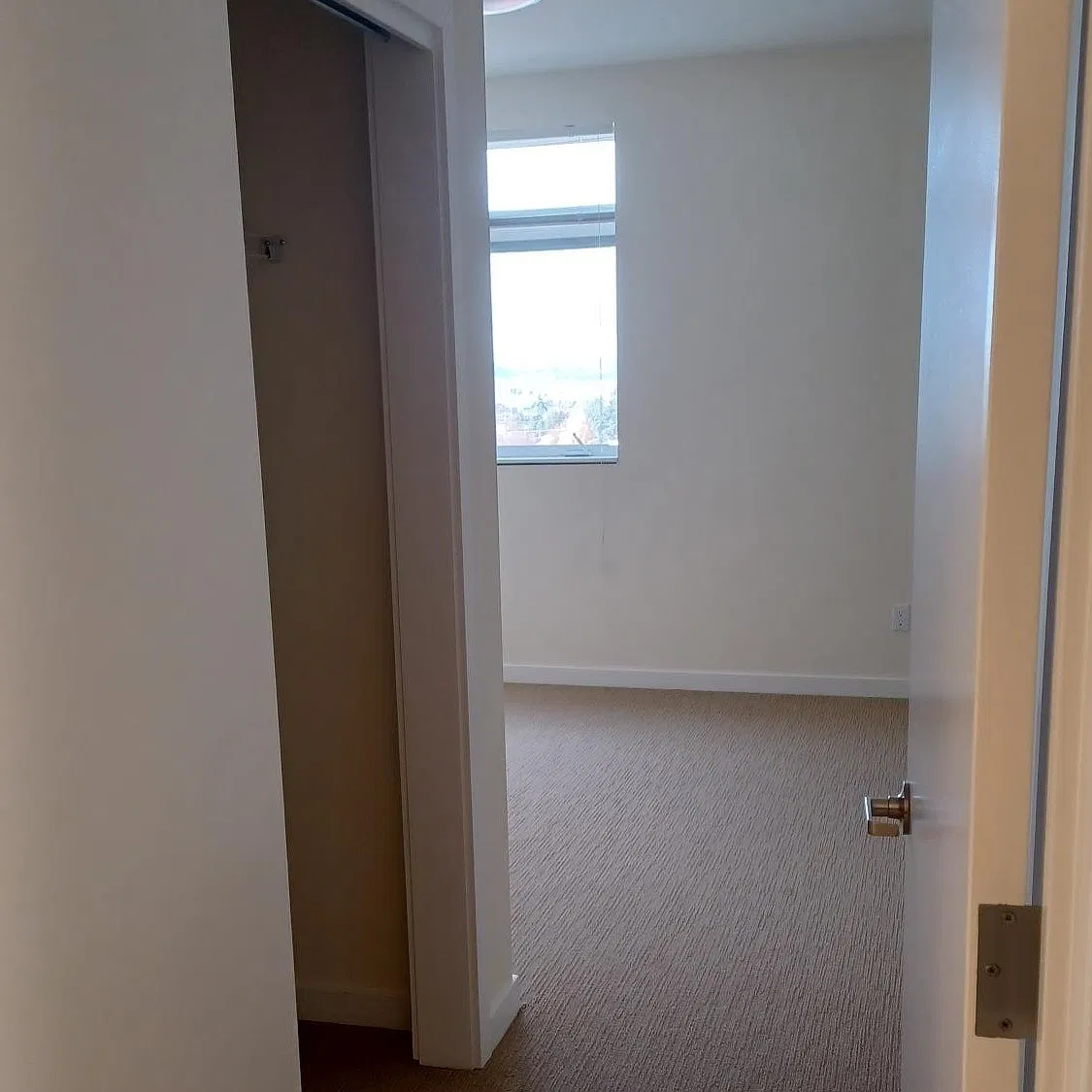 Aero Apartments — Photo 4