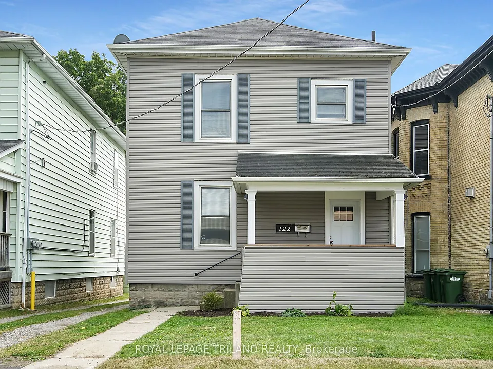 122 Centre St #2