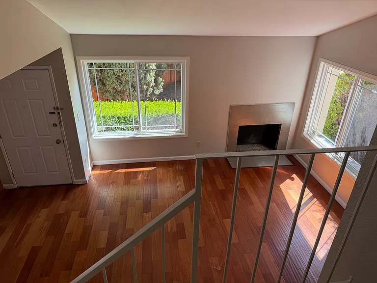 1352 Cutforth Ct — Photo 12