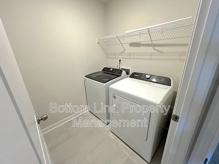 1816 Braemar Village Dr — Photo 18