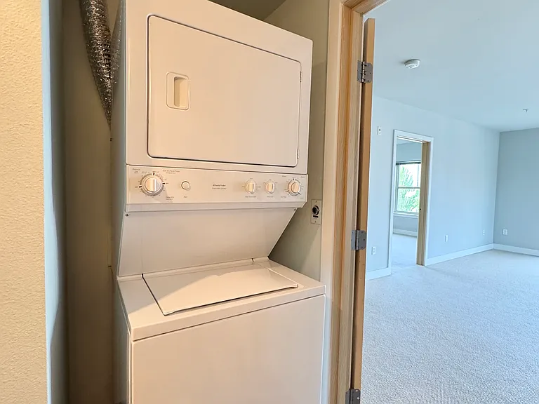 1620 Belmont Ave #525 — Photo 9