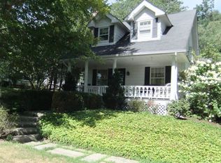 1361 Chagrin River Rd, Gates Mills, OH 44040