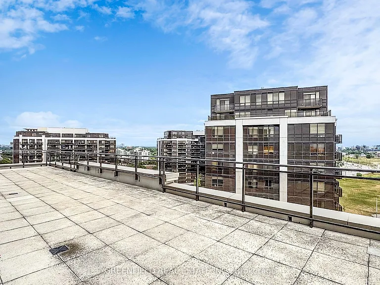 55 De Boers Dr #LPH03 — Photo 30