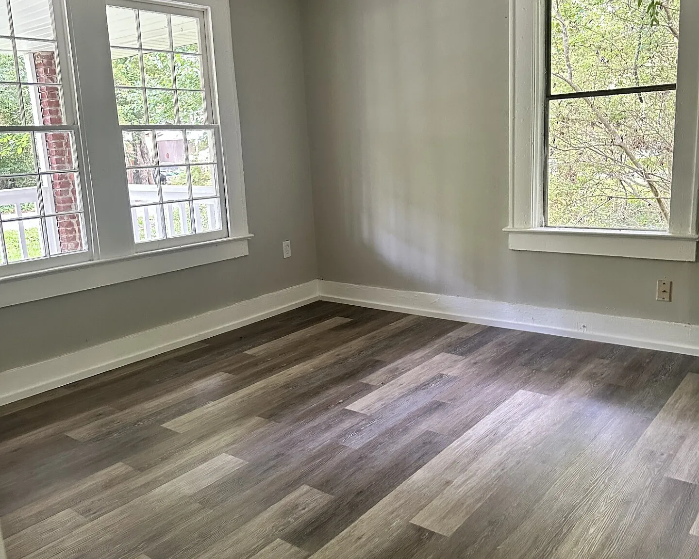 2 bed, 1.0 bath, 888 sqft, $1,200 — Photo 3