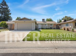 9212 Lujan Dr, Elk Grove, CA 95624