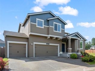 901 Colorossi Cir NW, Orting, WA 98360