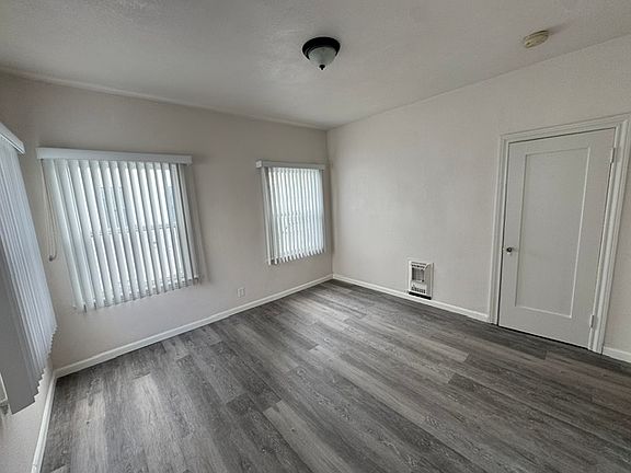 4th image of 4915 W San Vicente Blvd #2