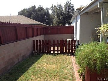 2nd image of 1084 W 24th St