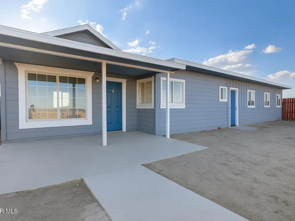 8445 Gaskell Rd #8445, Rosamond, CA 93560