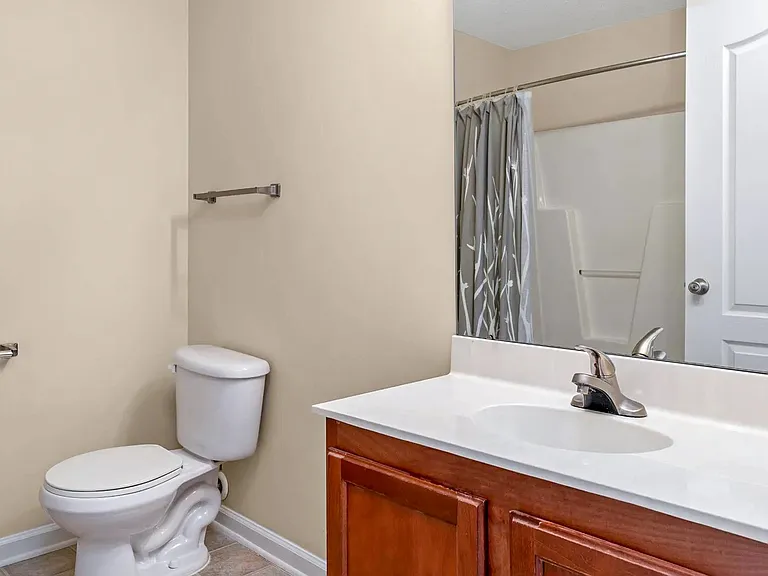 Madison Heights Luxury Apartments — Photo 53