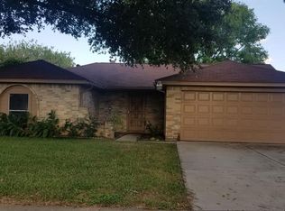 527 Oakdale Dr, Stafford, TX 77477