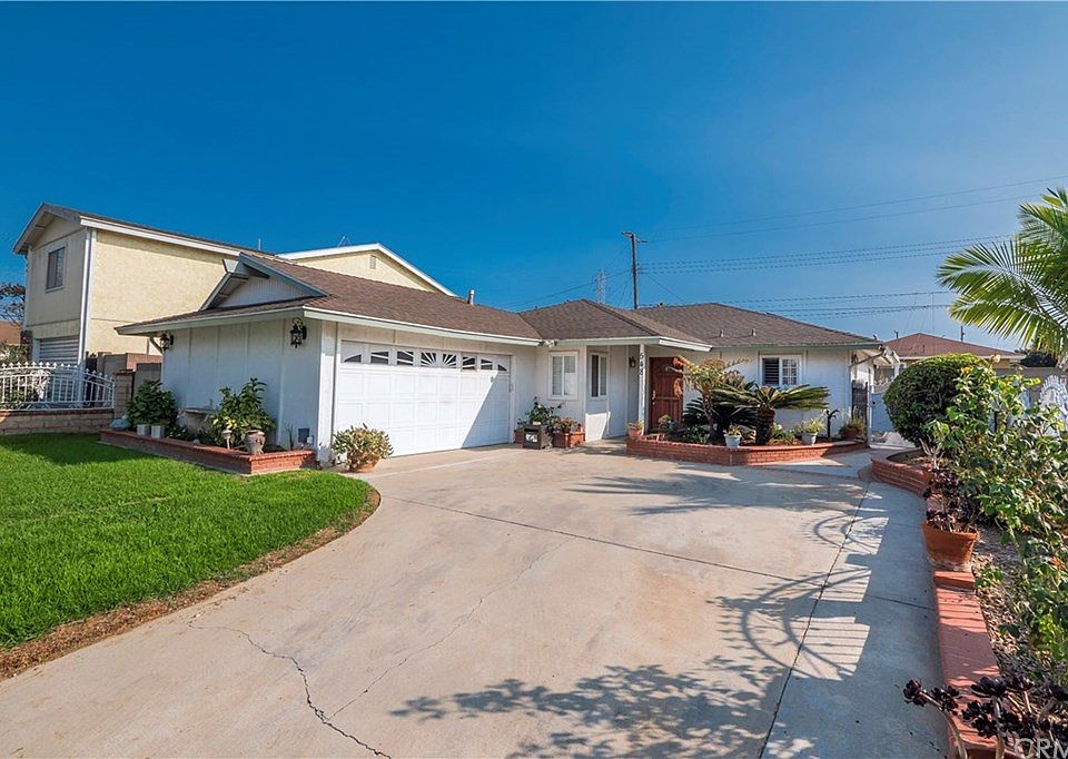 1st image of 548 E Cheriton Dr
