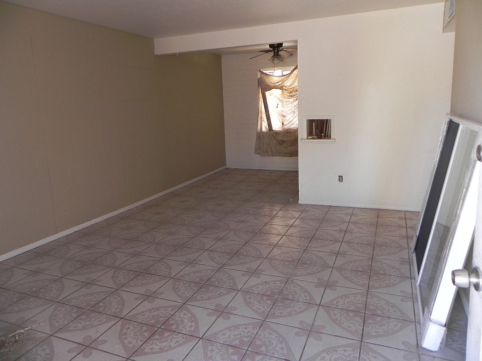 2nd image of 10208 N 16th Ave