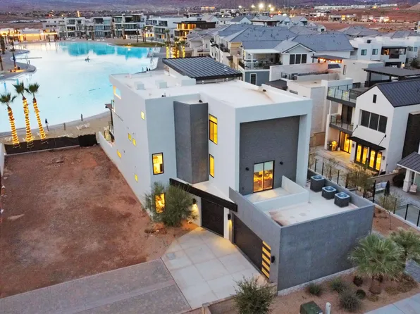 772 W Akoya Pearl St, Saint George, UT 84790