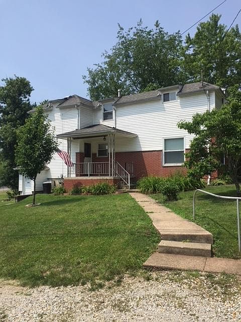 1st image of 824 4th Ave