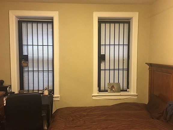 4th image of 98 Suffolk St APT 2A