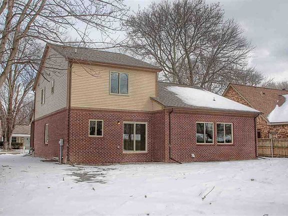 4th image of 21816 Shady Lane Ave