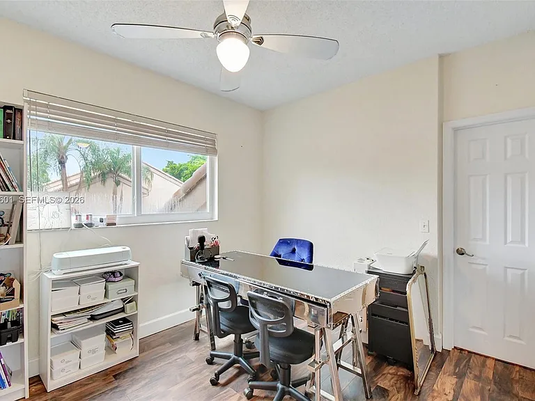 16339 Malibu Dr #22 — Photo 19