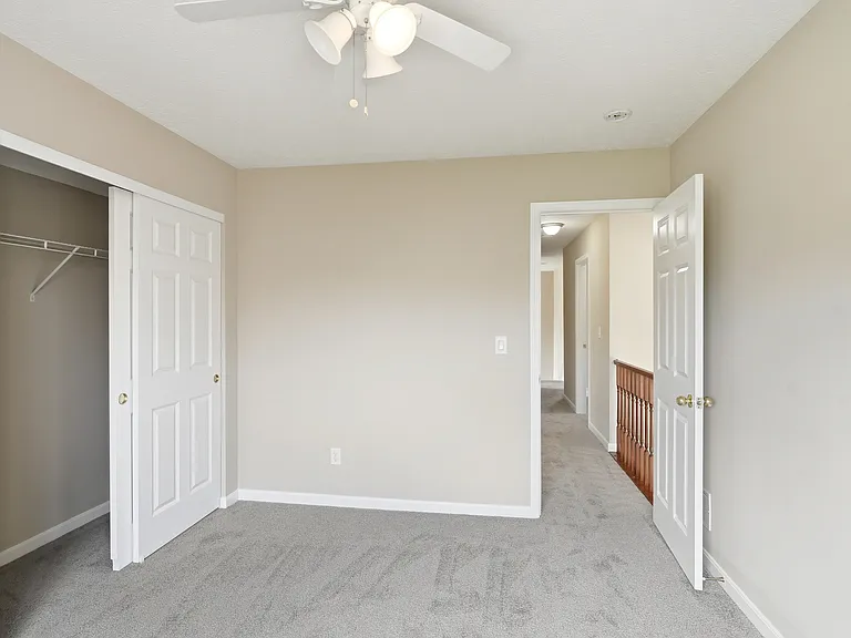 4918 Streamside Ct — Photo 33