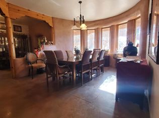 450 Hathaway Cir, Los Lunas, NM 87031