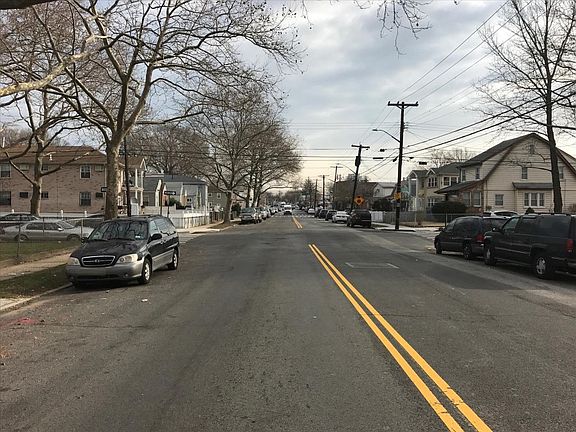 5th image of 14536 Foch Blvd