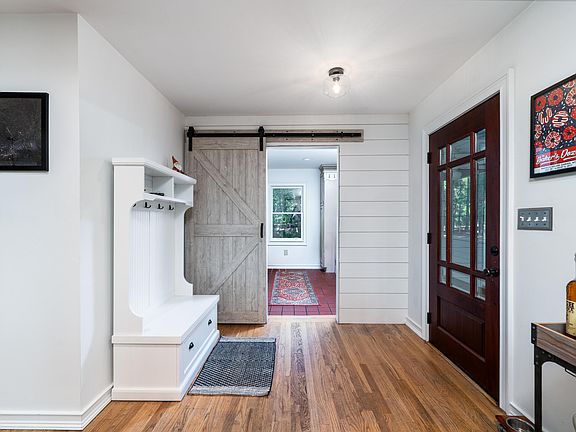 5th image of 2627 Starfish Dr