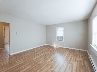 3426 Starr St #B, Lincoln, NE 68503