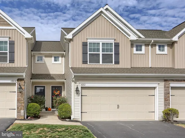1682 Haralson Dr, Mechanicsburg, PA 17055