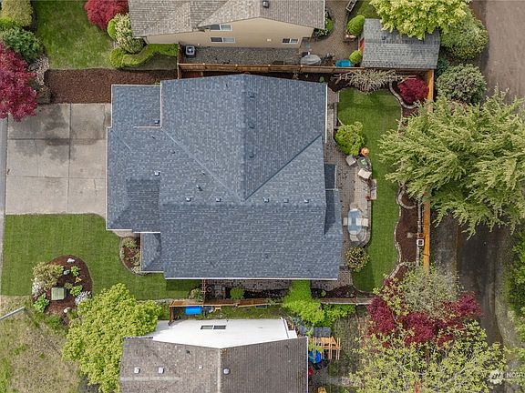 3rd image of 11017 135th Street Ct E