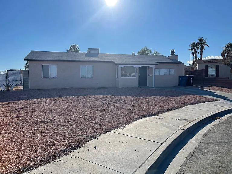 7009 Oakland Cir — Photo 9